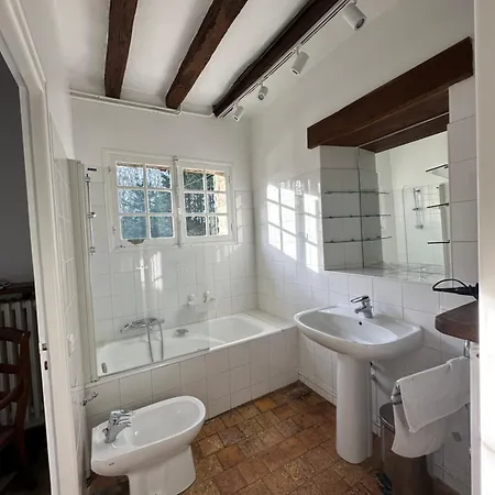 Moulin Bucolique Avec Piscine Interieure Chauffee Дом отдыха *