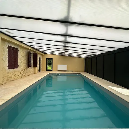 Moulin Bucolique Avec Piscine Interieure Chauffee Дом отдыха
