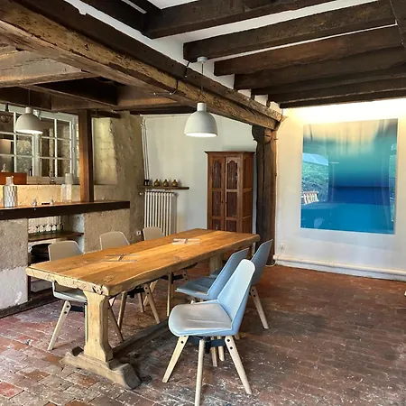 Moulin Bucolique Avec Piscine Interieure Chauffee Дом отдыха *