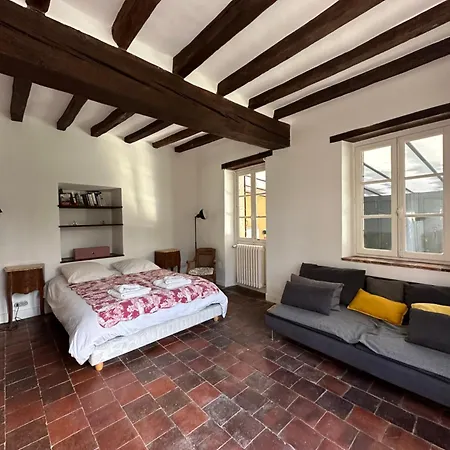 Дом отдыха Moulin Bucolique Avec Piscine Interieure Chauffee Ceton